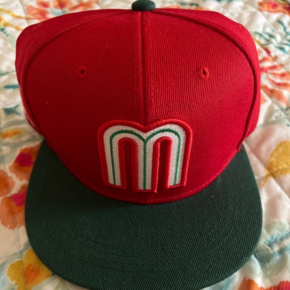 Never used. National Mexico baseball team hat. - Picture 2 of 2